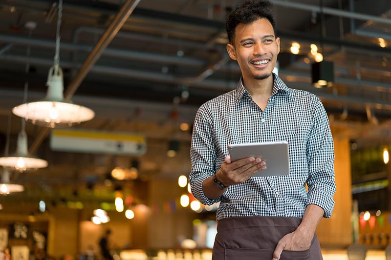 Waiter benefiting from Zapier CRM Integration